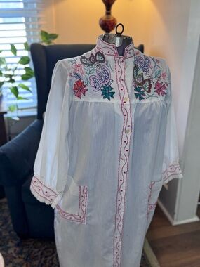 Vintage Embroidered Boho White dress with Floral Accents, hippie grandma vibes